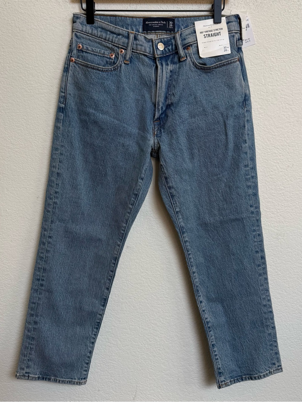 NWT Abercrombie & Fitch A&F Vintage Stretch Straight Leg Jeans Size 30